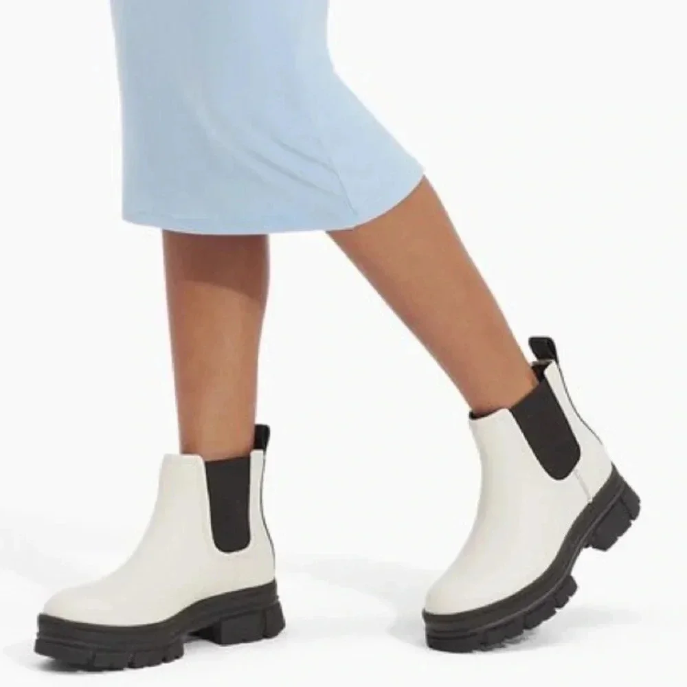 UGG Women's Ashton Waterproof Leather Chelsea Boot in White Women’s Size 11